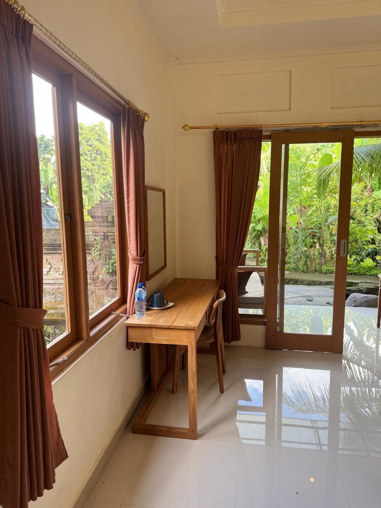 Hotel Pineapple House Ubud Esterno foto