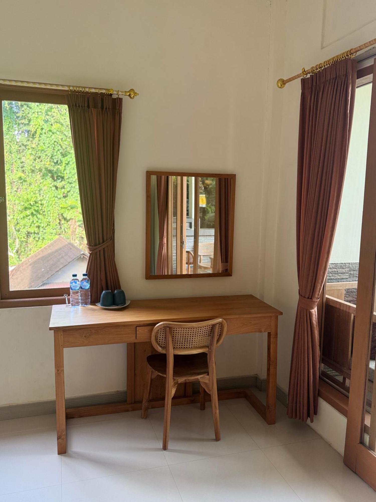 Hotel Pineapple House Ubud Esterno foto